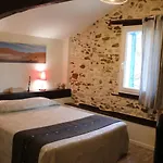 Bed & Breakfast D'hotes Au Sargaillon Pouillon