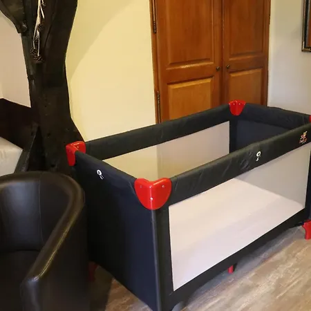 D'hotes Au Sargaillon Oda ve Kahvaltı 4*