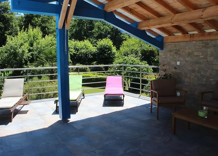 D'hotes Au Sargaillon فندق مبيت وإفطار